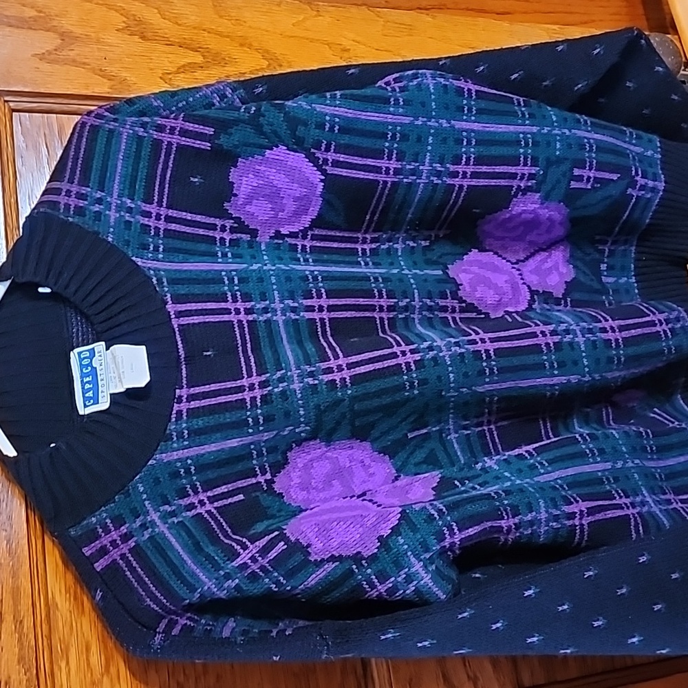 Vintage Cape Cod Sportswear Roses Sweater - Picture 3 of 8